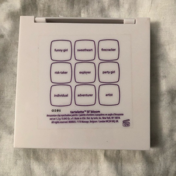 Tarte Tartelette Lil’ Bloom Eyeshadow Palette - Picture 2 of 3